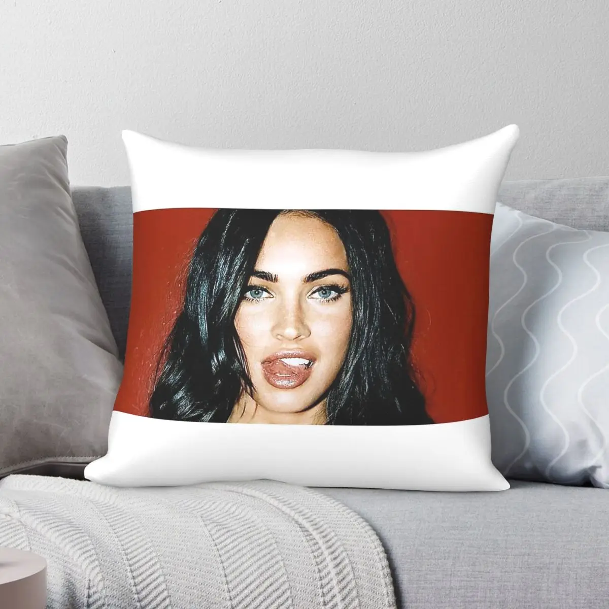 Megan Fox Sexy Pillowcase Polyester Linen Velvet Creative Zip Decorative Throw Pillow Case Car Cushion Case 18