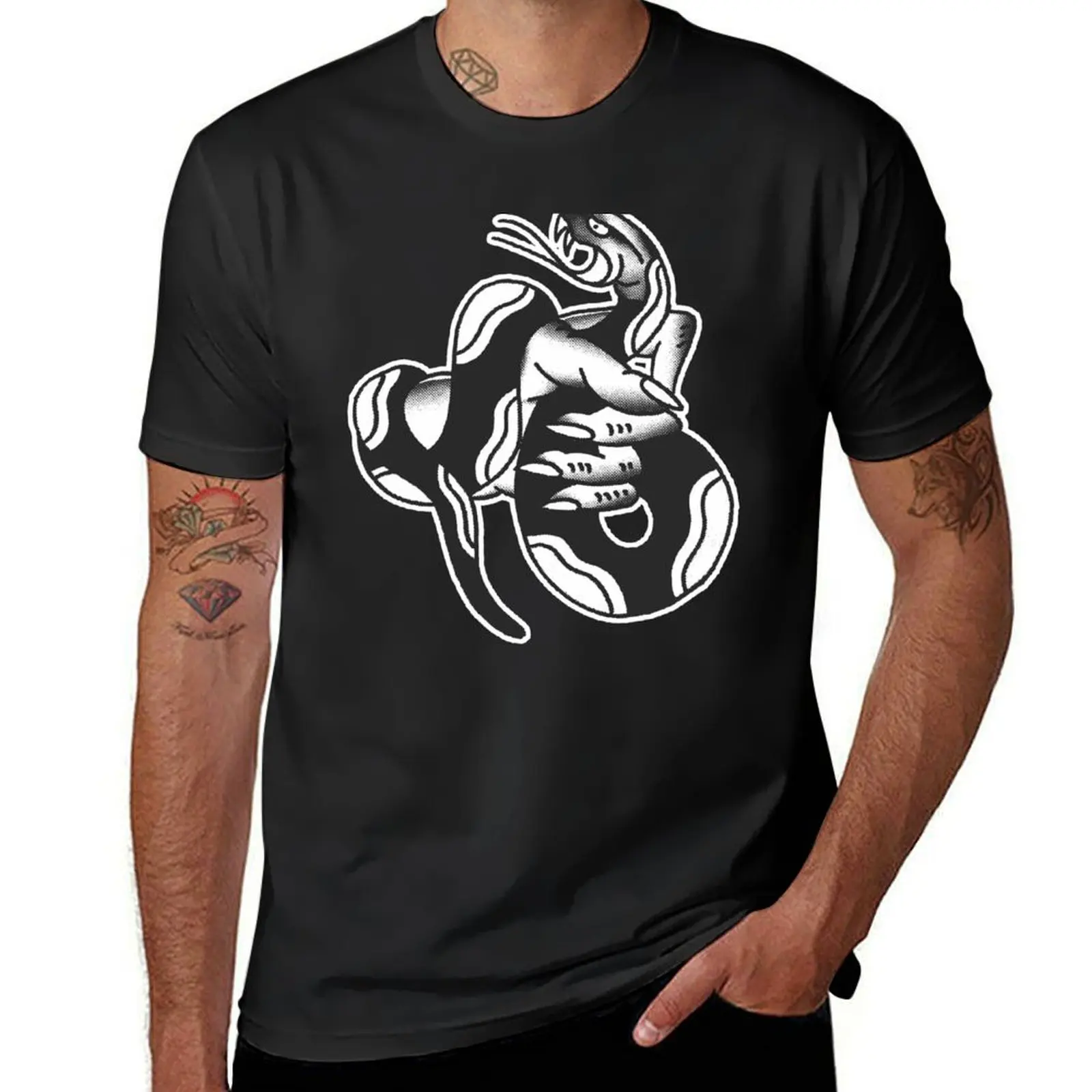 

Traditional Hand Holding Snake Tattoo Design T-Shirt boys whites aesthetic clothes hippie clothes Men's cotton t-shirt