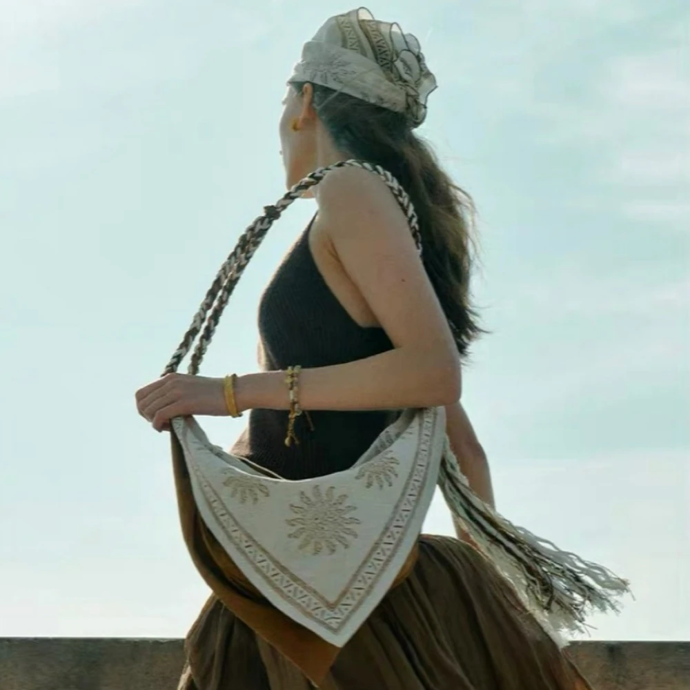 

Женская сумка через плечо 2025 года. Дизайнерская винтажная сумка-тоут с кисточкой. Элегантный модный регулируемый плечевой ремень для легкой стили.