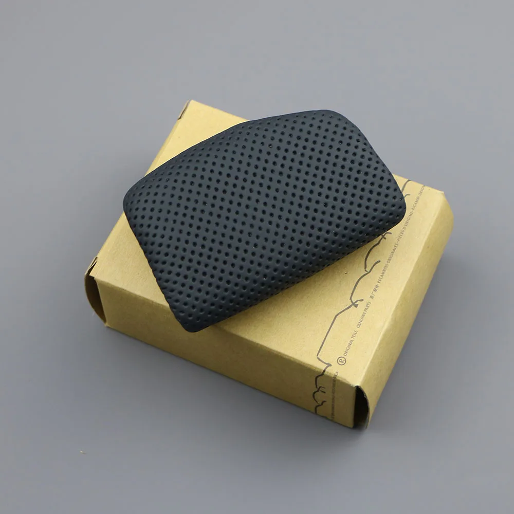 

Perforated Leather Gear Shift Knob Cover LHD 4M1713139F For Audi A4 B9 Allroad Quattro/S4/Avant/quattro A5 S5 Q7 RS4 RS5