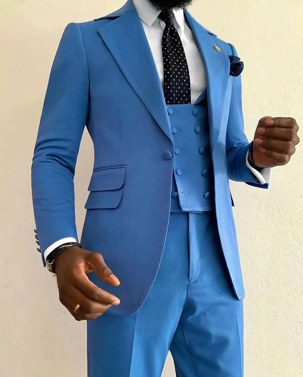 Fashion designer Men Suits Tuxedos Satin Notched Lapel 3 Pieces (Blazer Vest Pant) Customized Formal Occasion