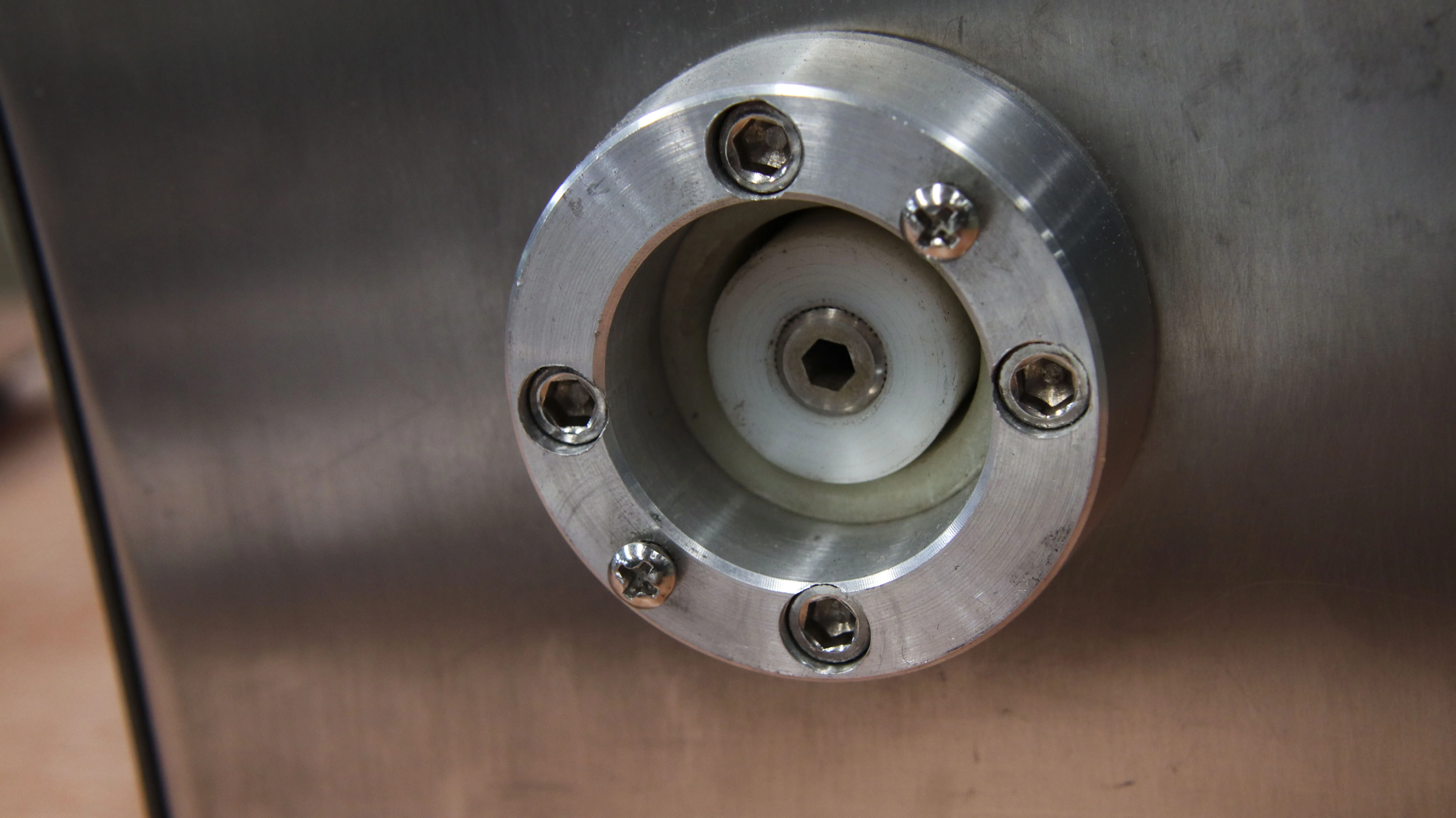 Automatic Fish Scaler Machine