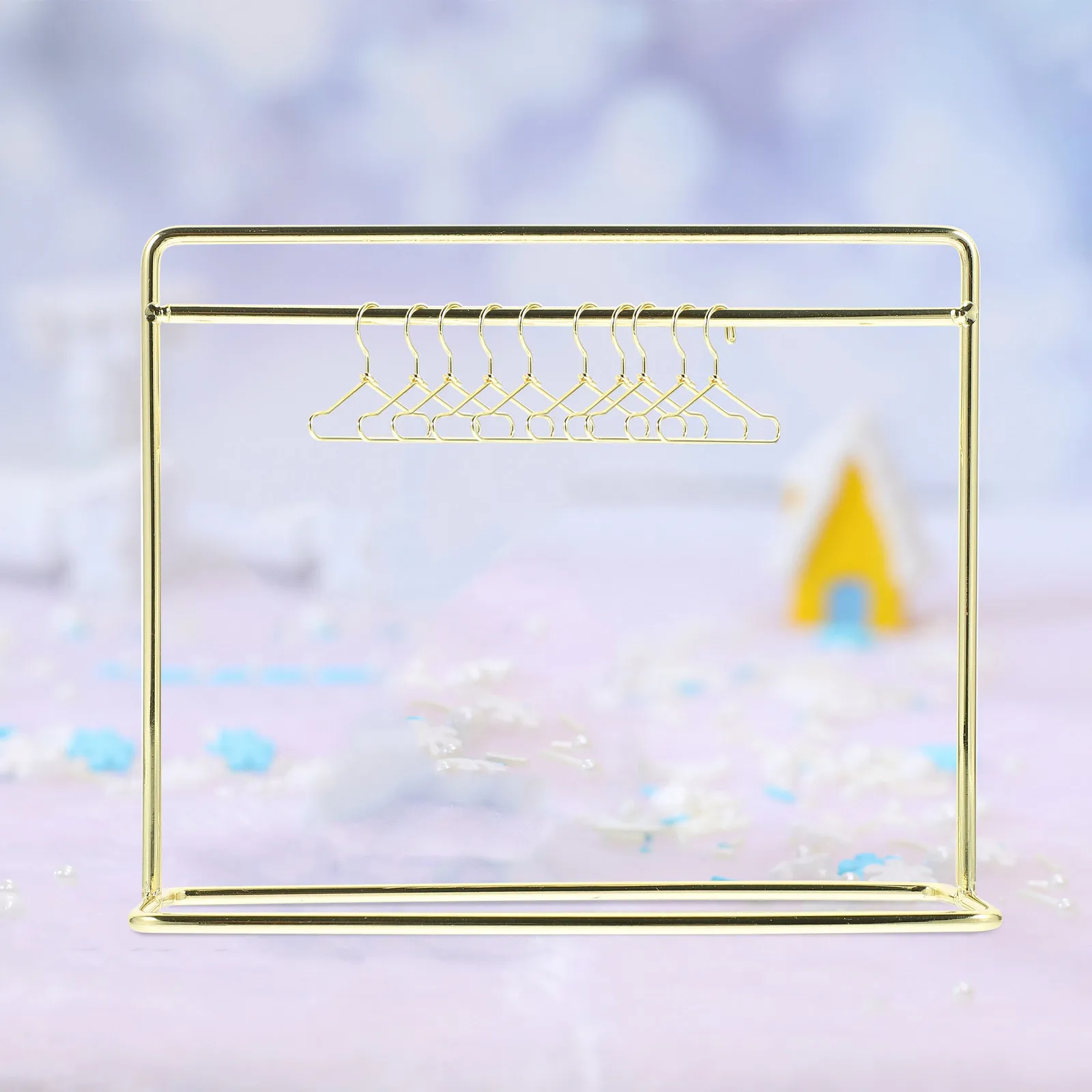 

1Set Miniature Clothes Hangers Metal Mini Dress Rack Sturdy Compact Dollhouse Clothing Organizer for Kids Room School Nursery
