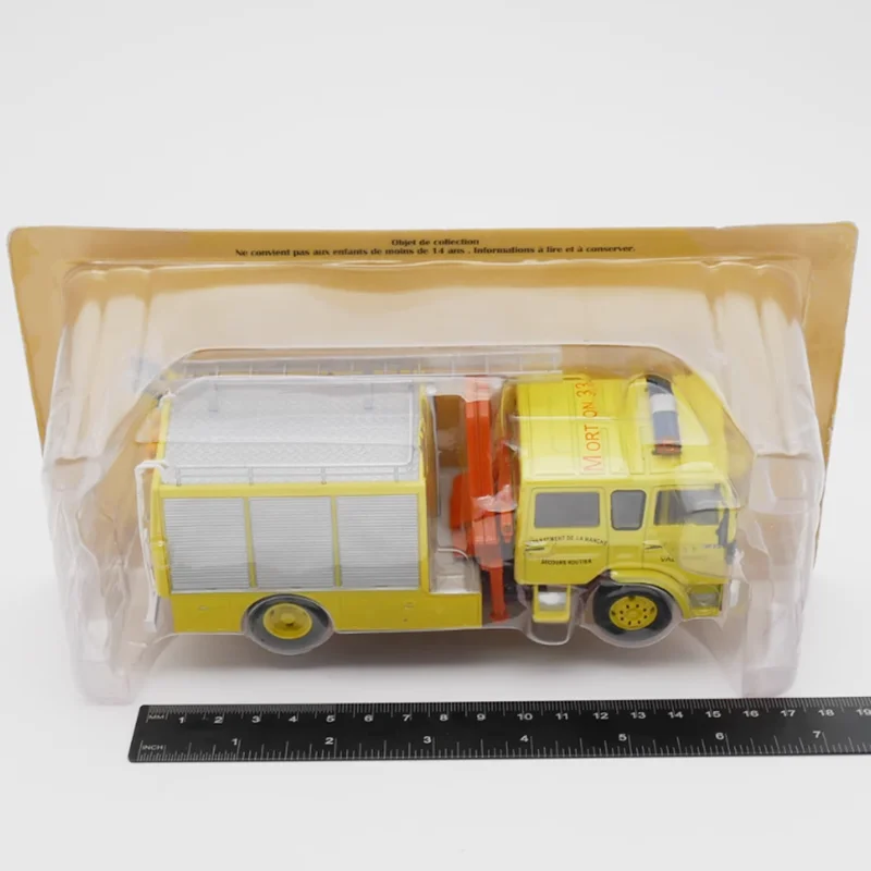 

IXO Diecast 1:43 Scale Alloy JP13 Camiva Fire Engine Truck Model Finished Product Simulation Toy Collection Static Display