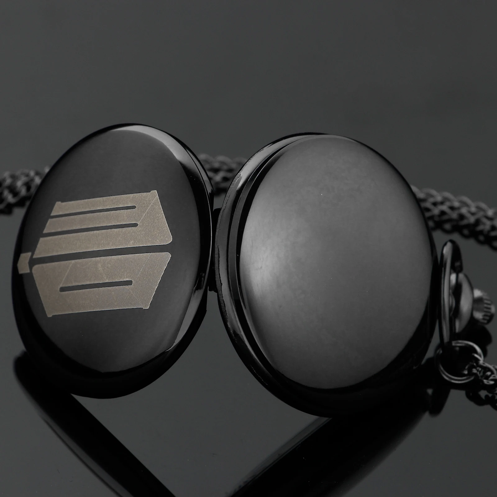 Black Mysterious Gemstone Doctor Strange Quartz Pocket Watch Fashionable Nostalgic Necklace Pendant Gift for Men and Women