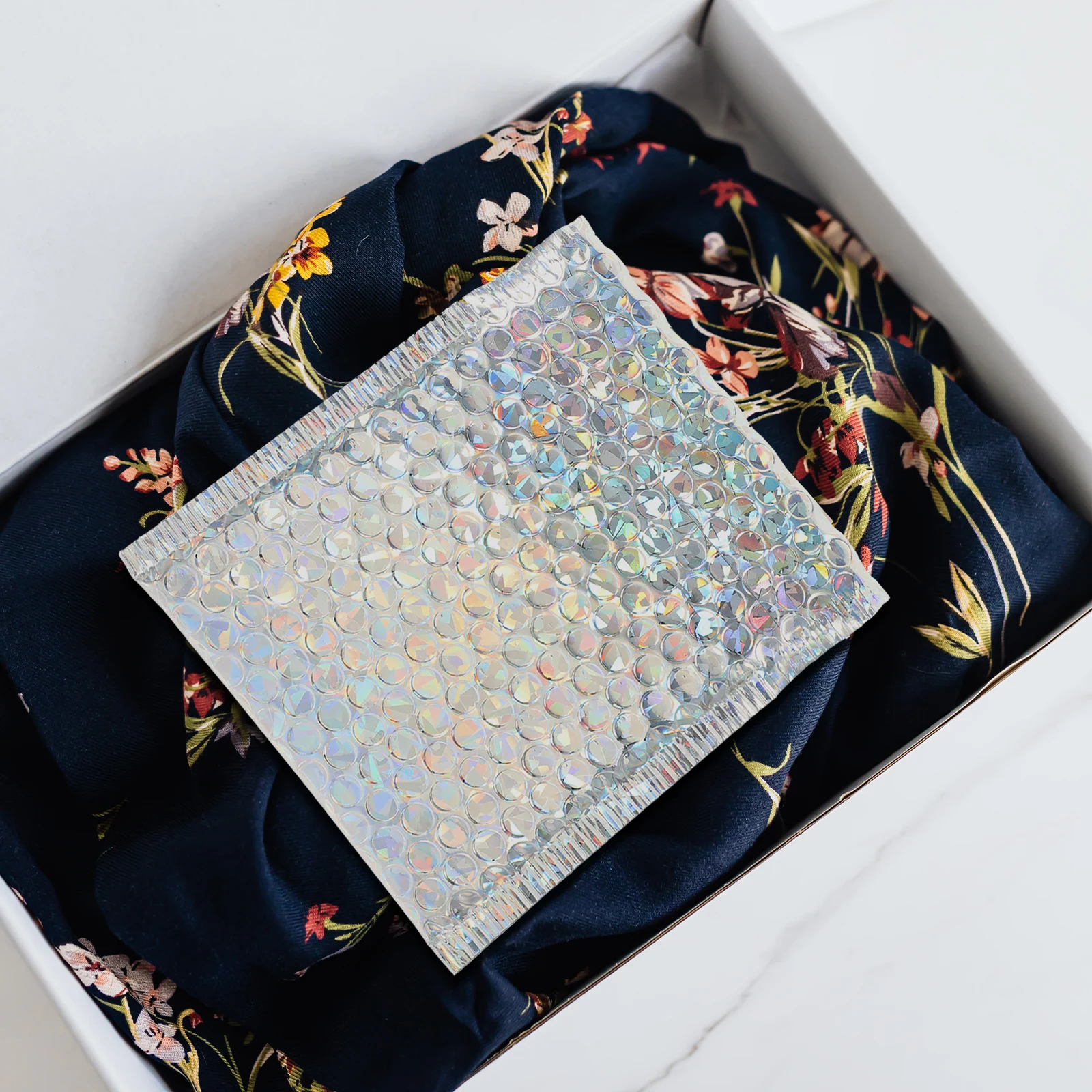 

PET Aluminum Foil Film Shipping Bags Self Adhesive Sealed Waterproof Dustproof Mailing Envelopes 6x10 Bubble Mailers Silver