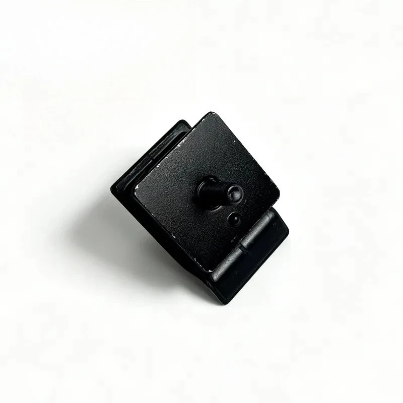 8-94111903-0 Engine Mount Bracket Compatible with Suzuki 1995-2005 Durable Rubber Construction for Stable Performance 4
