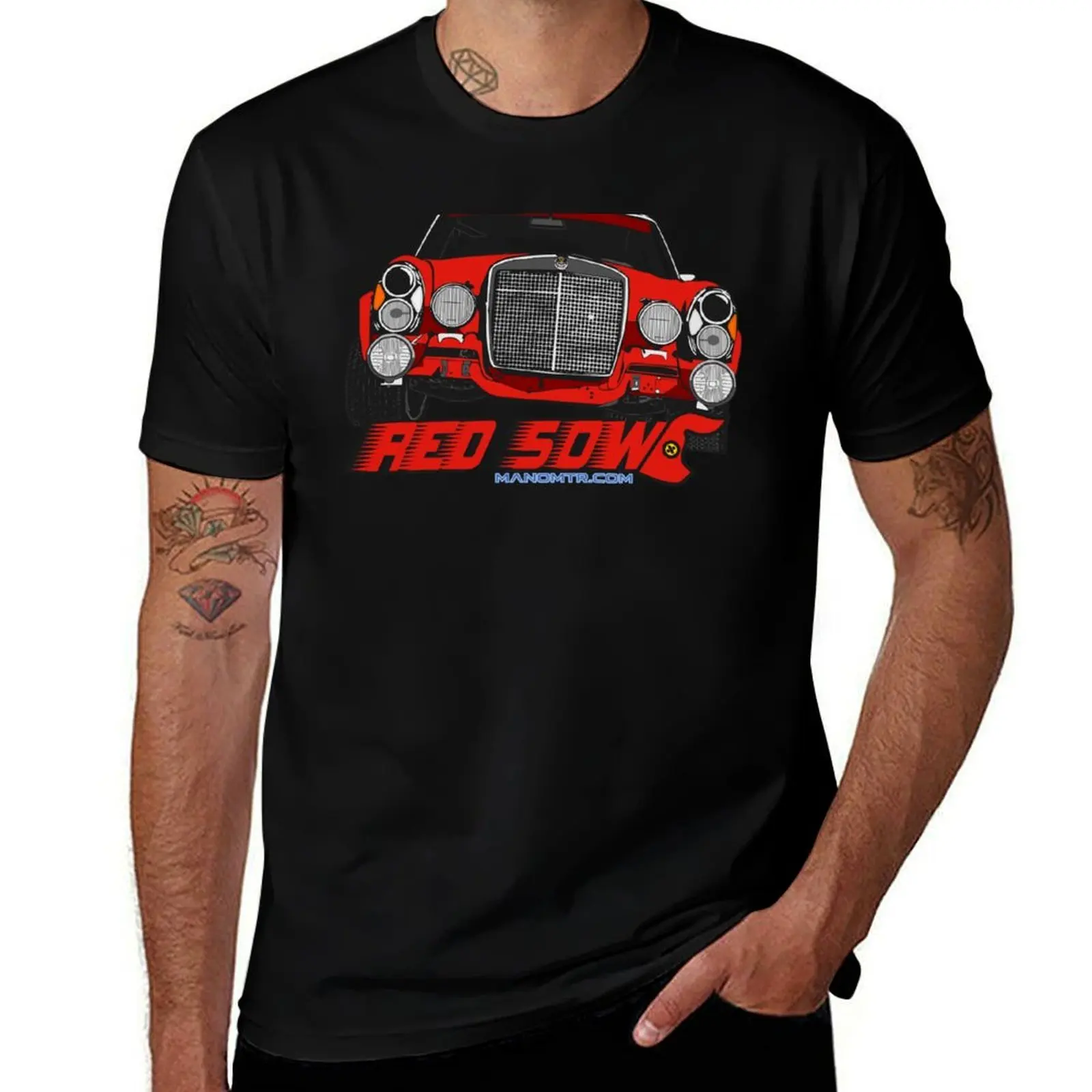 

The only Red Sow T-Shirt t shirt man cotton anime tshirt T-Shirt