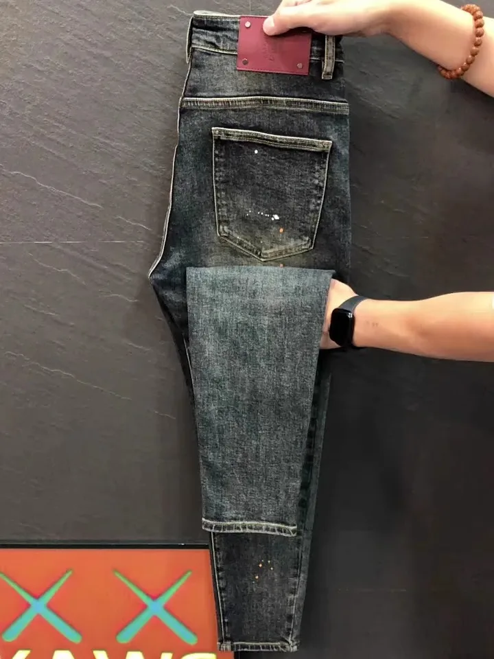 

Удобные, высококачественные, модные мужские джинсы из денима: новинка осенне-зимнего сезона, прямой крой, стандартный фасон, антибактериальные.