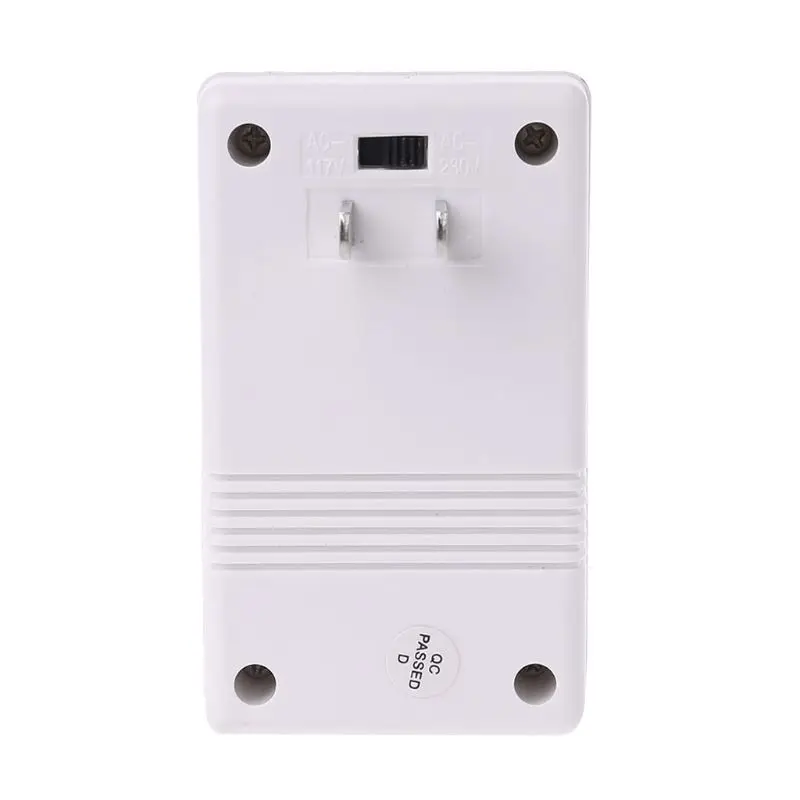 Adattatore da con standard per trasformatore convertitore tensione e down