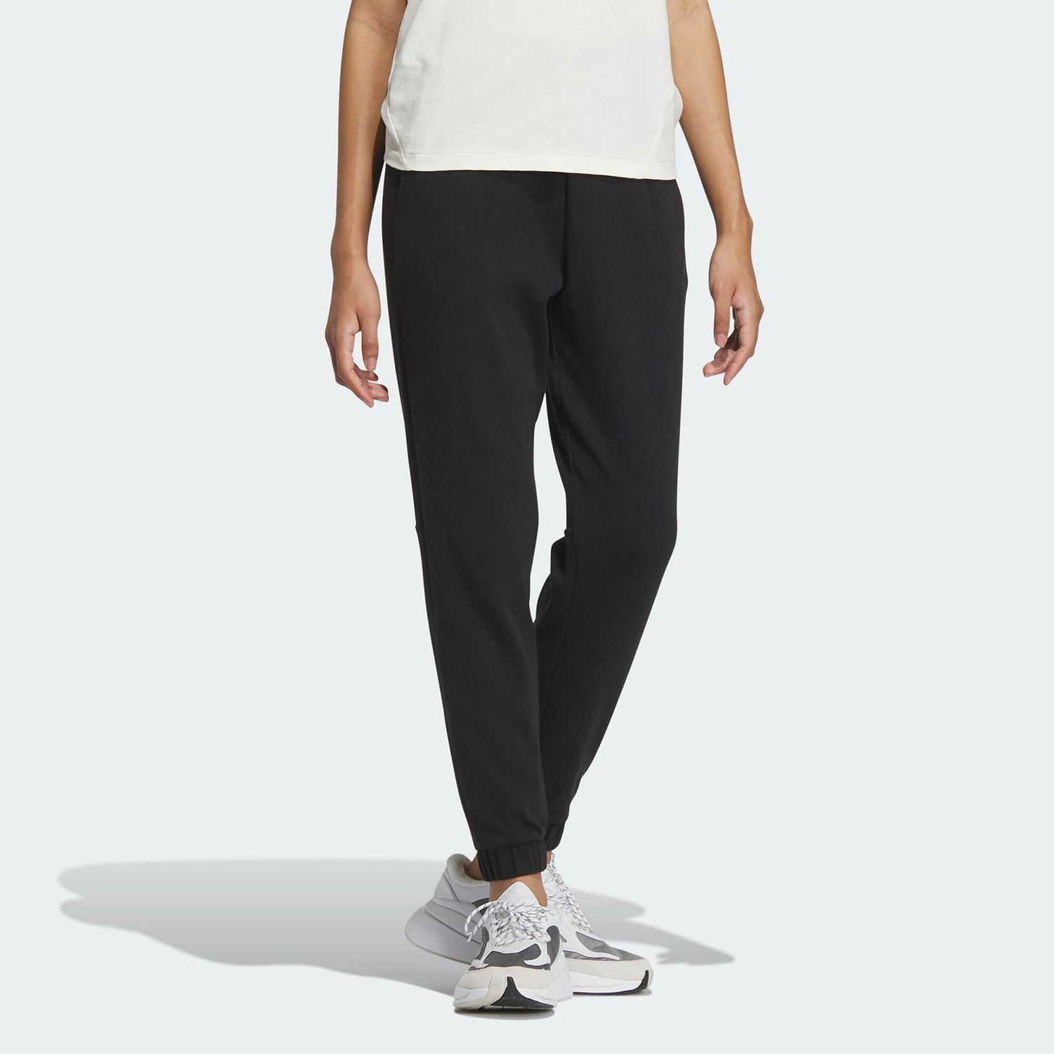 

Adidas genuine New Women's Knit Training Loose Joggers IS6765