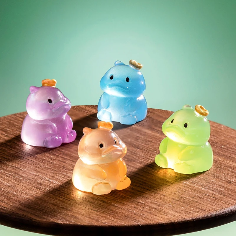 Simpatico cartone animato anatra luminoso piccoli ornamenti Mini animali paesaggio ornamento statua in miniatura accessori per la decorazione della casa fai da te