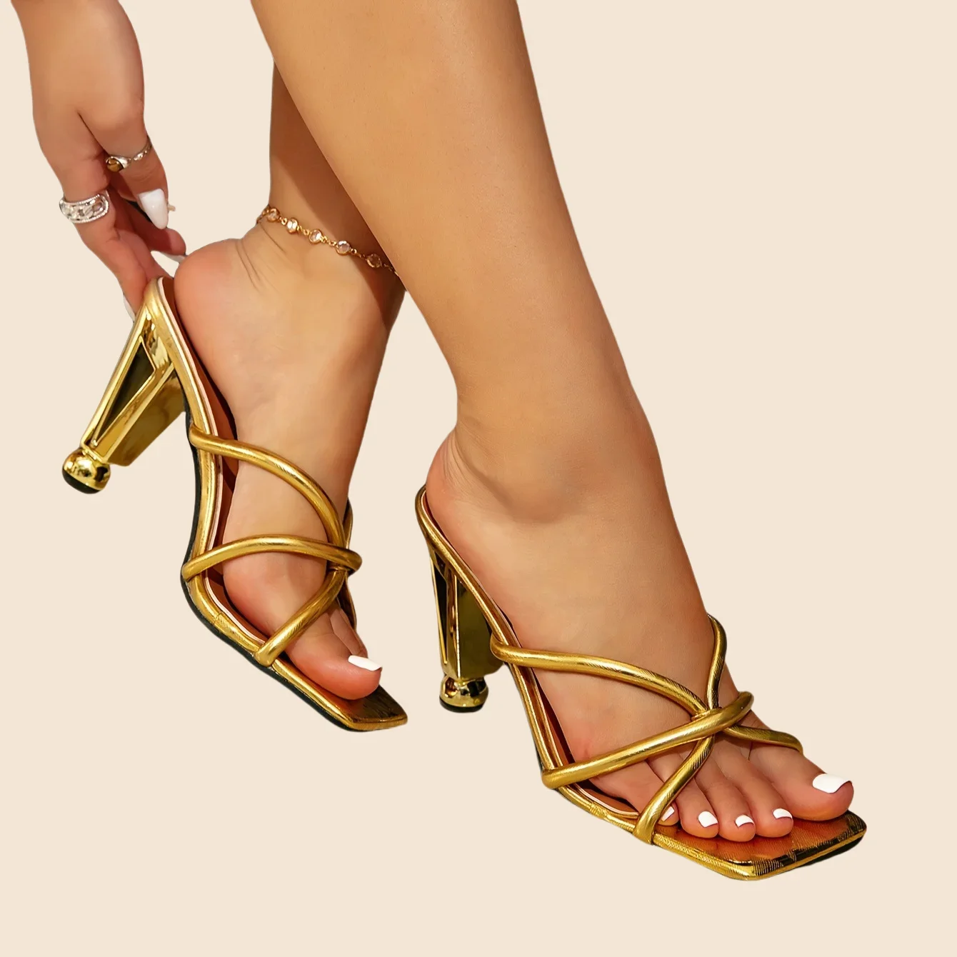 Women's Gold Alien High-Heeled Sandals with Peep Toe Sexy Height Increasing Party Shoes for Summer Simplicity and Elegance