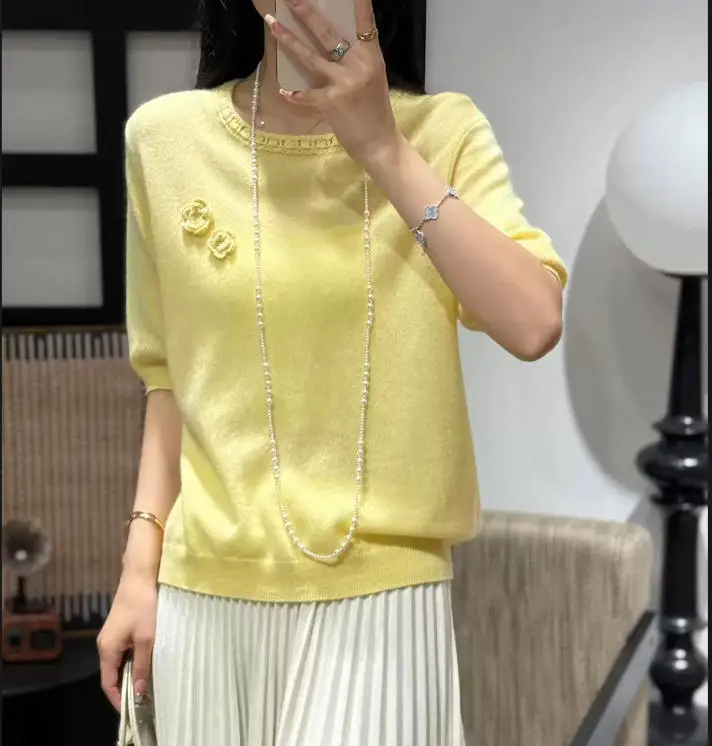 

Women's round neck knitted pullover short sleeves 3D flower decoration office ladies elegant top