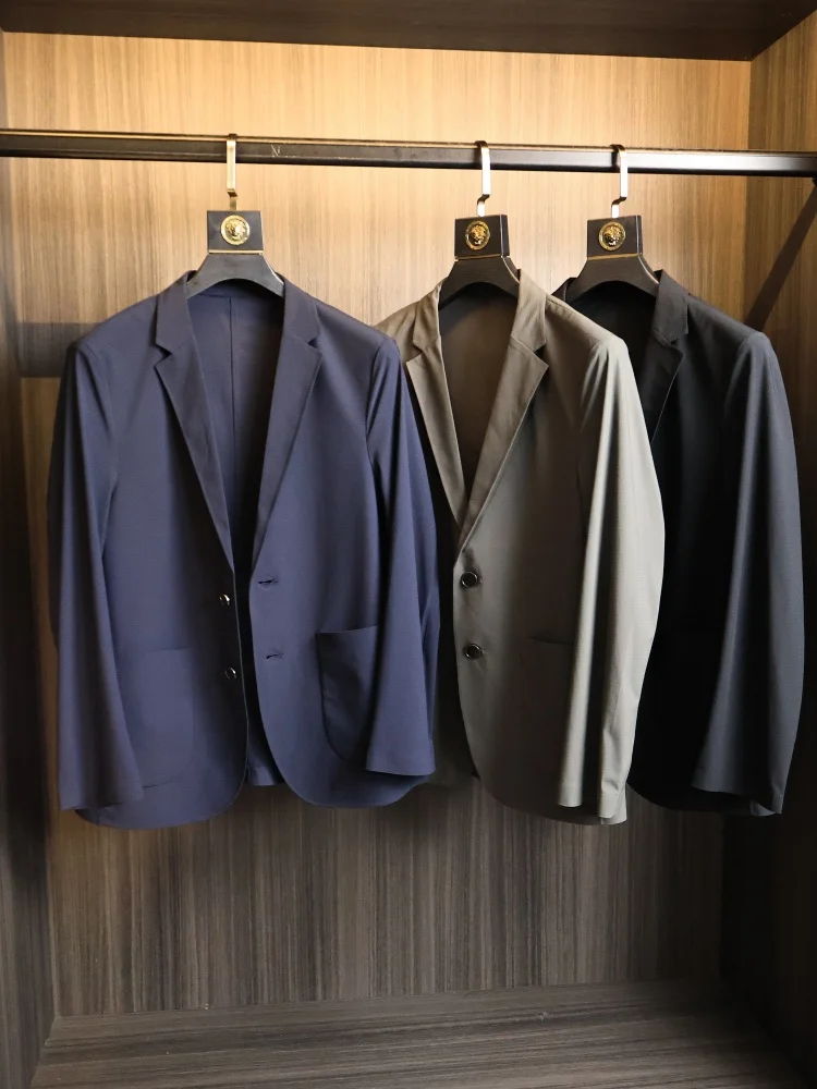 

Ultra-Thin Breathable Ice Silk Men's Casual Suit Fashionable Urban Style Spring Business Casual Long Sleeve Single-breasted Coat