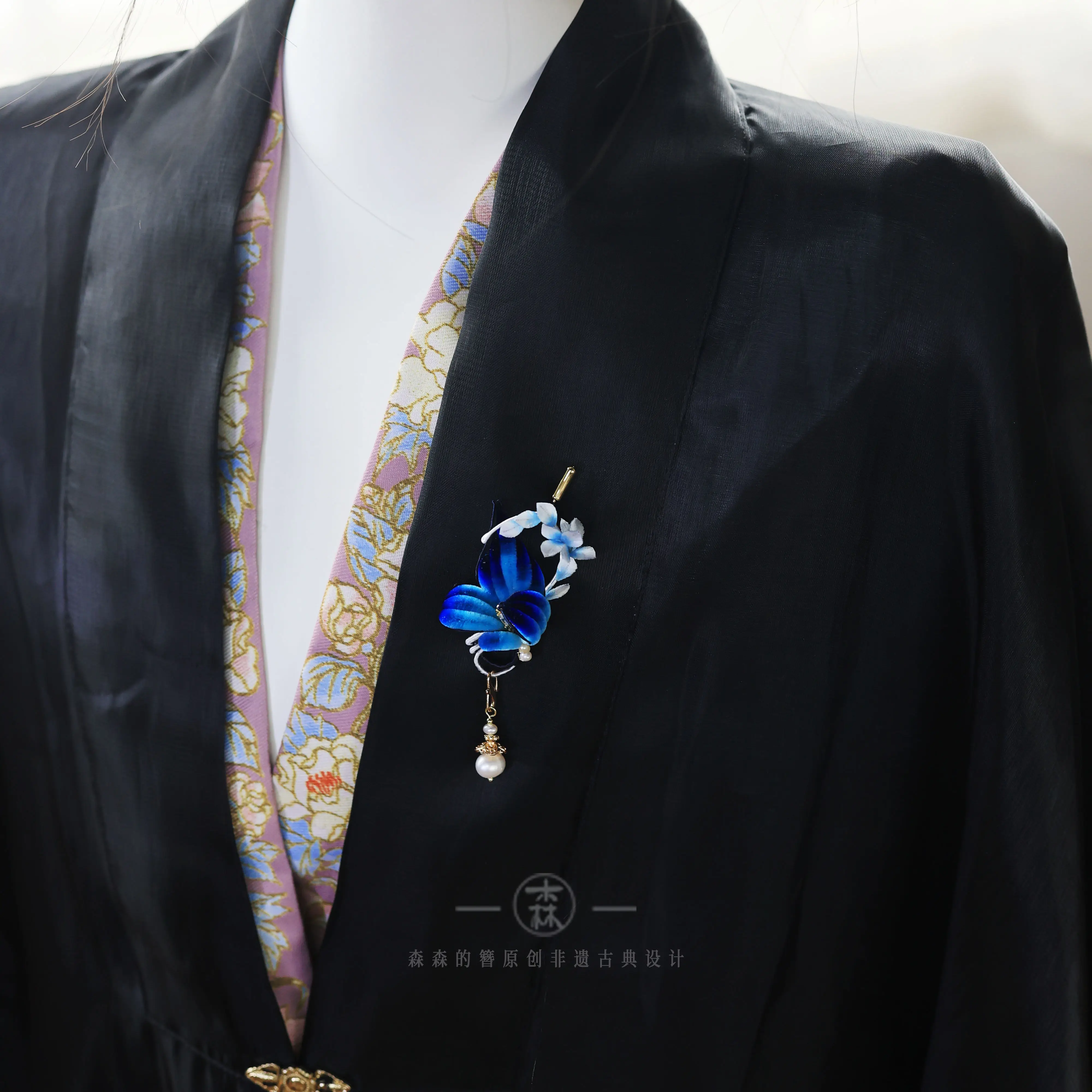 Original Intangible Cultural Heritage Velvet Flower Brooch & Tassel Hair Clip, New Chinese Style Classical Hair Accessory