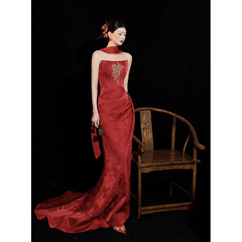

Red Evening Gown Train Luxury Ele New 2026 Wedding Dr Bride Morning Robe Engagement Skirt Marriage High-End Sense