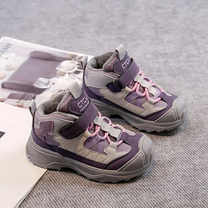 

Детская повседневная обувь, детская спортивная обувь на липучке с закрытым носком, нескользящая зимняя новинка 2025, детские кроссовки из замши с мягкой подошвой