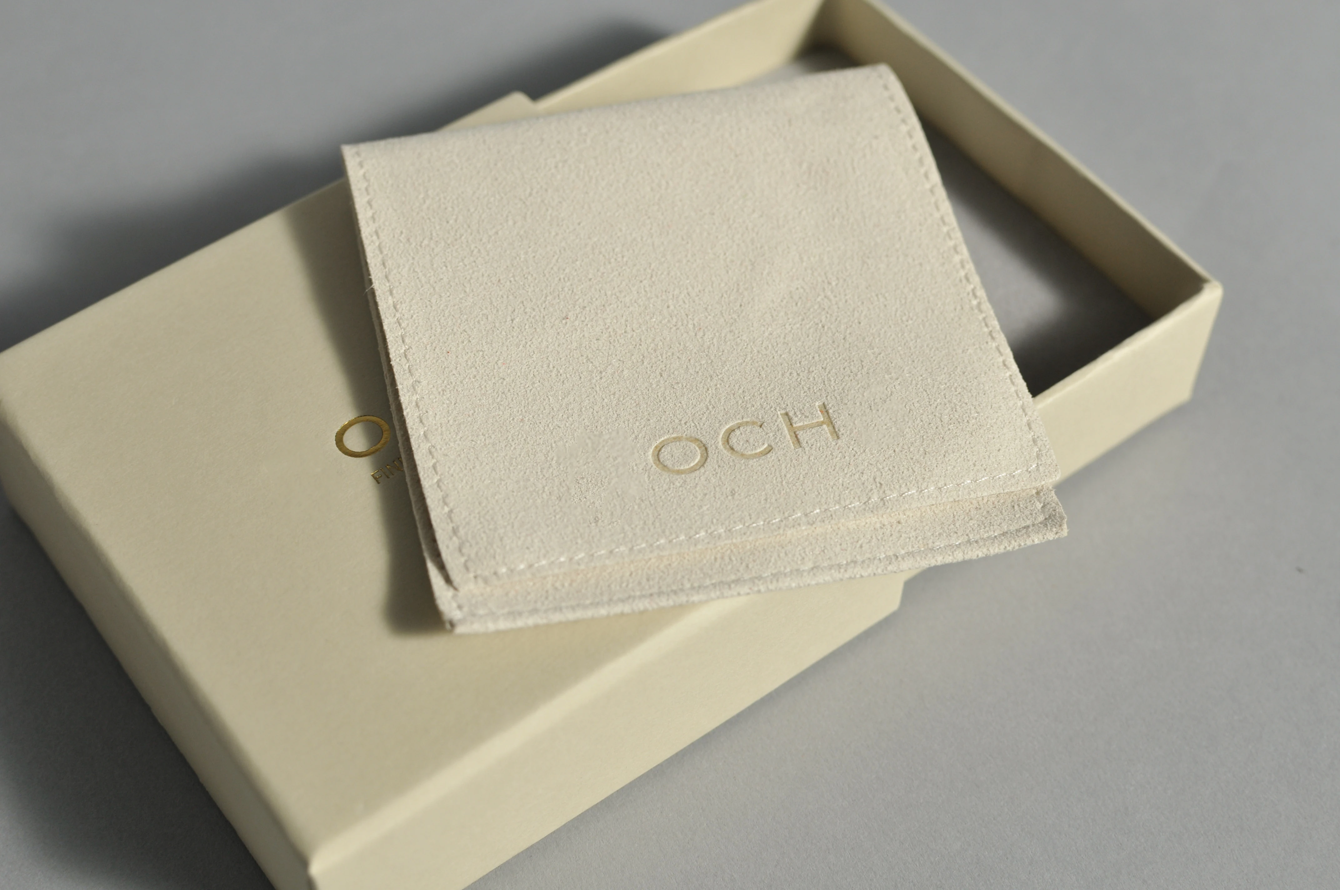 No Logo Hot Selling Beige Box Earring Necklace Luxury Cardboard Drawer Jewelry Box With Envelope Pouch