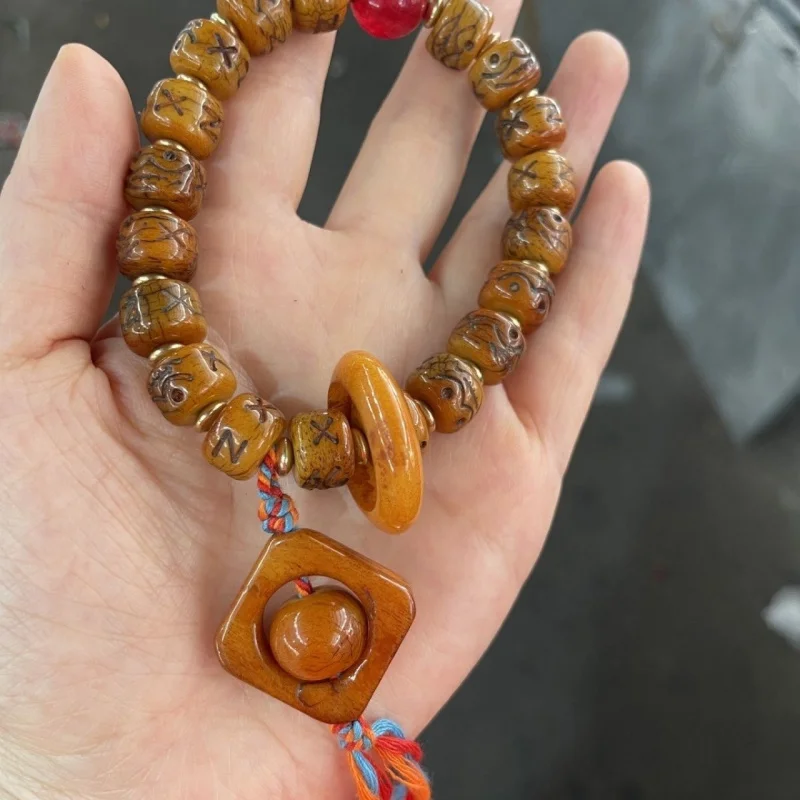 Tibetan jewelry made from yak , A-dai design bracelet, decorative bone with tiger teeth, faceless Buddha, three-way vajra sc