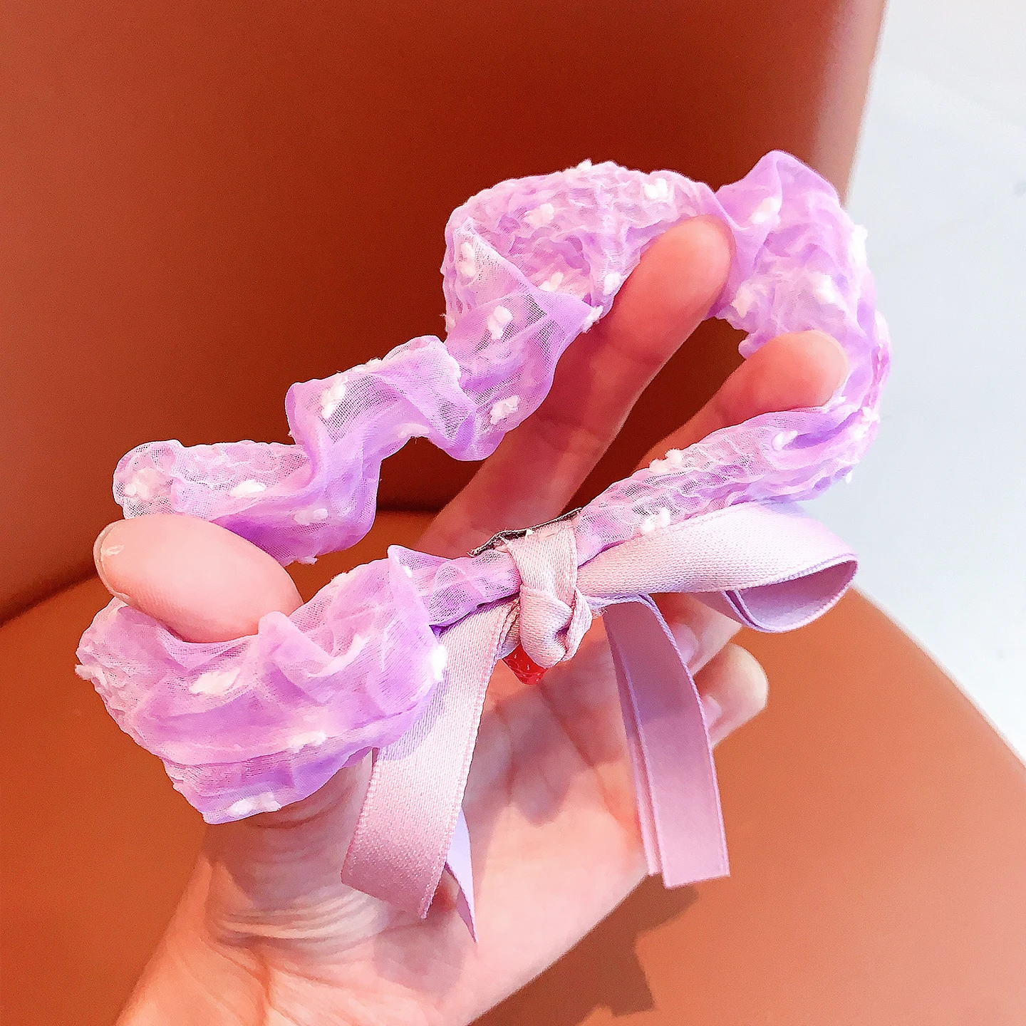 Niedliche Erdbeer-Haarschleifen mit Bubble-Gaze, Polka-Dot-Netzstoff, langer Satinband-Schleife, elastische Haargummis für Damen, Alltag – Detail 5