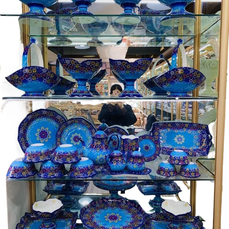 人気の青い陶器のフルーツプレート食器セット、家庭用高級73点陶器のフルーツプレート食器セット