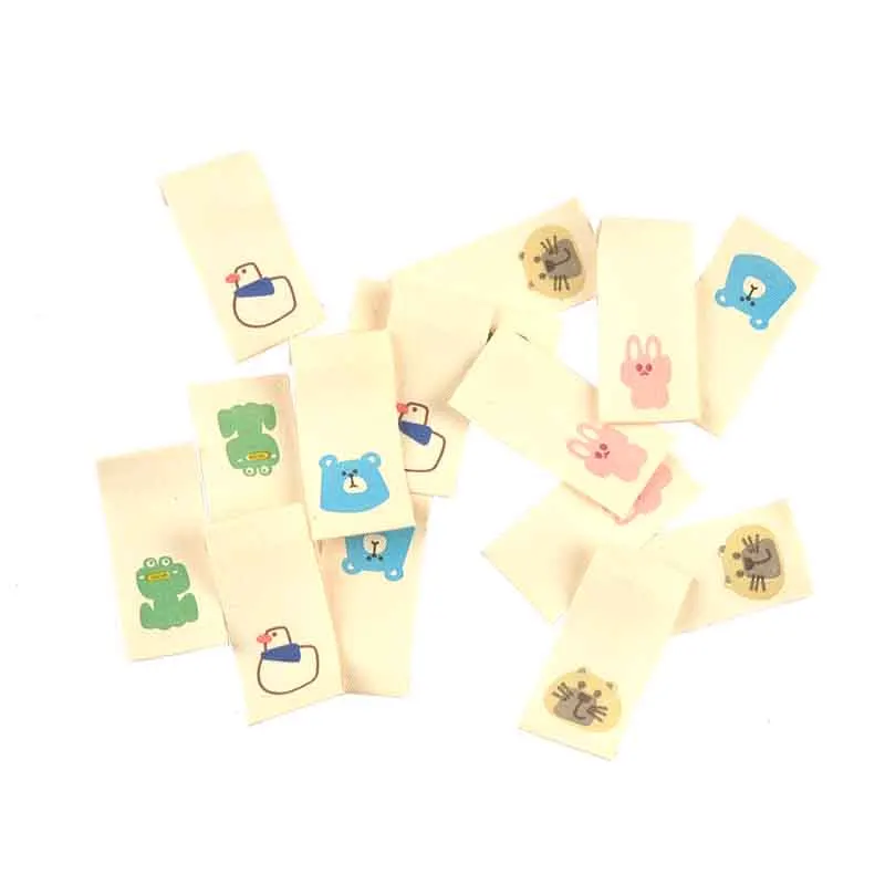 50pcs/lot 20x40mm Cute Mixed Animals Beige Labels Clothes Sewing Accessories DIY Bags Shoes Tags Decor Handmade Supplies C4147