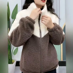 Autumn Winter Fleece Fluffy Jacket Streetwear Harajuku Fuzzy Zipper Coat Woman Lightweight Jacket Plush Warm Jacket Splice Coat