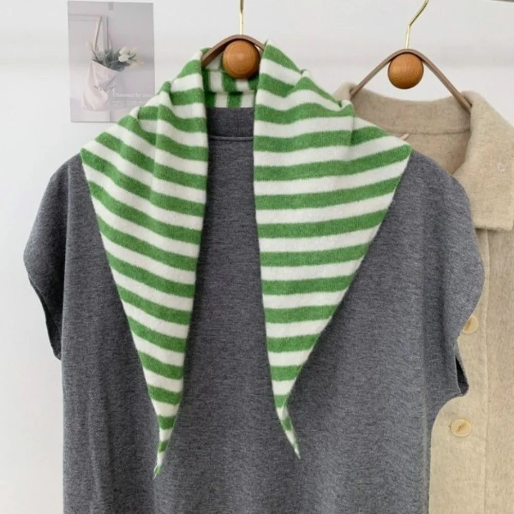 Striped Design Knit Triangle Shawl Knitted Texture Multifunctional Wear Knitted Cape Wrap Lightweight Fabric Shoulder Wrap Scarf