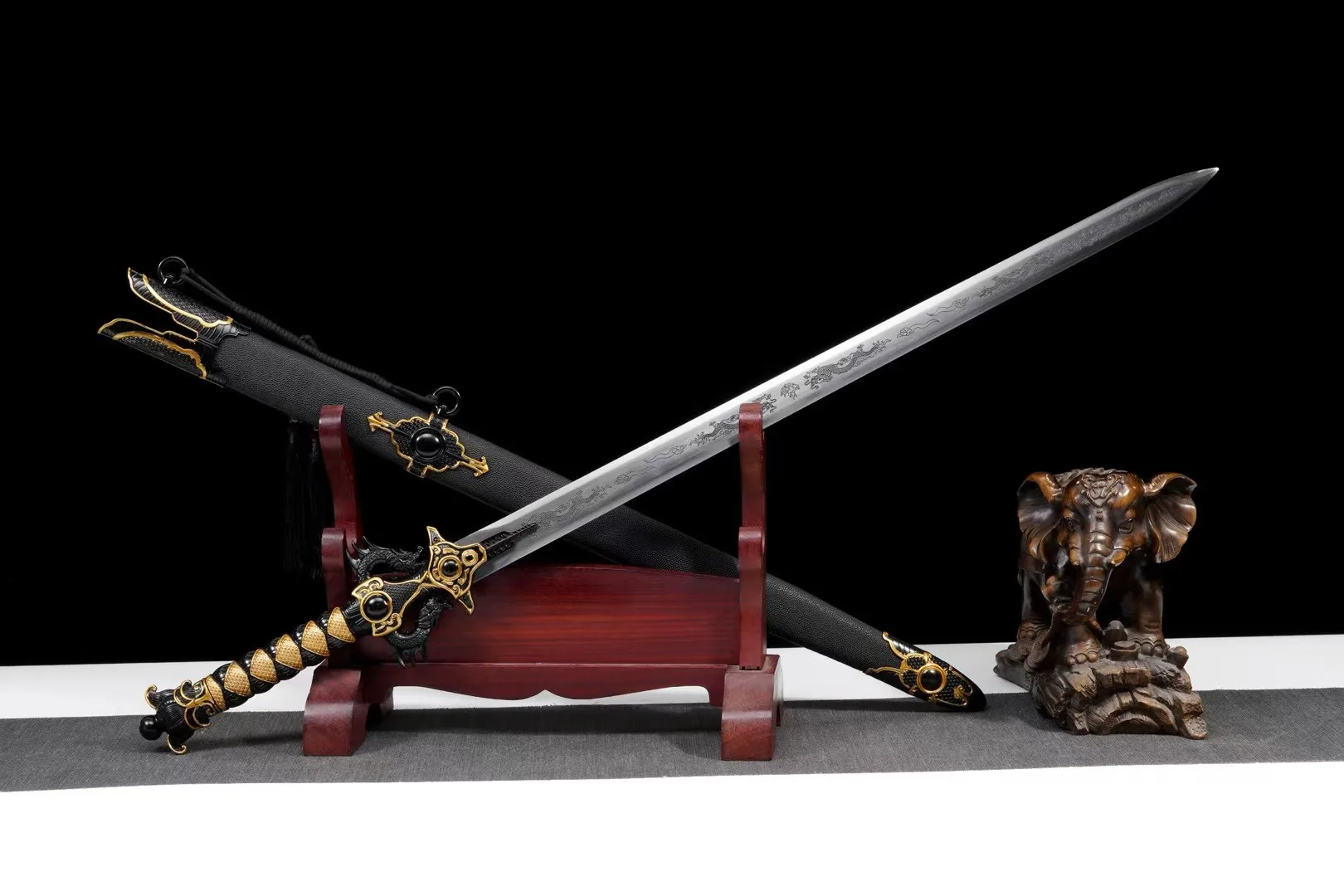 Black Han Sword WUSHU Blade Manganese Steel Edge Emperor Sword Carven Dragon Body Building Equipment