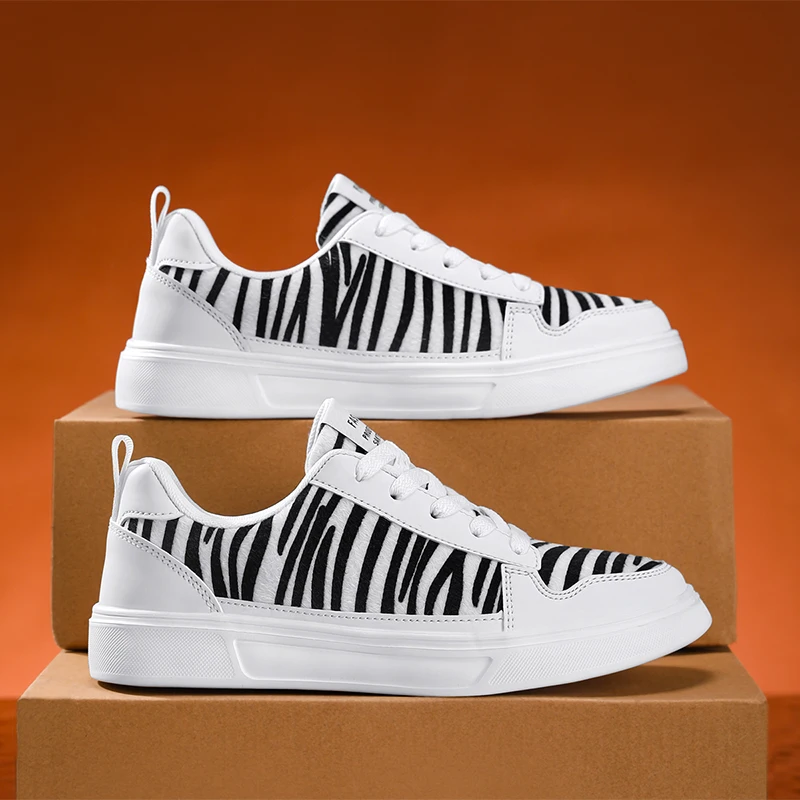 

Пара молодежных четырехсезонных кожаных кроссовок, модная универсальная повседневная обувь кампуса, размеры 36-42, MF-L32-JJ