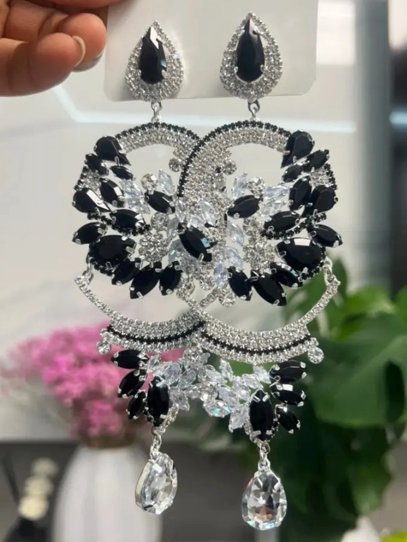 

Large Exaggerated Pendent Oversized Heavy Industry Earrings for Women New Black Crystal Earrings Water Drop Jewelry Gifts