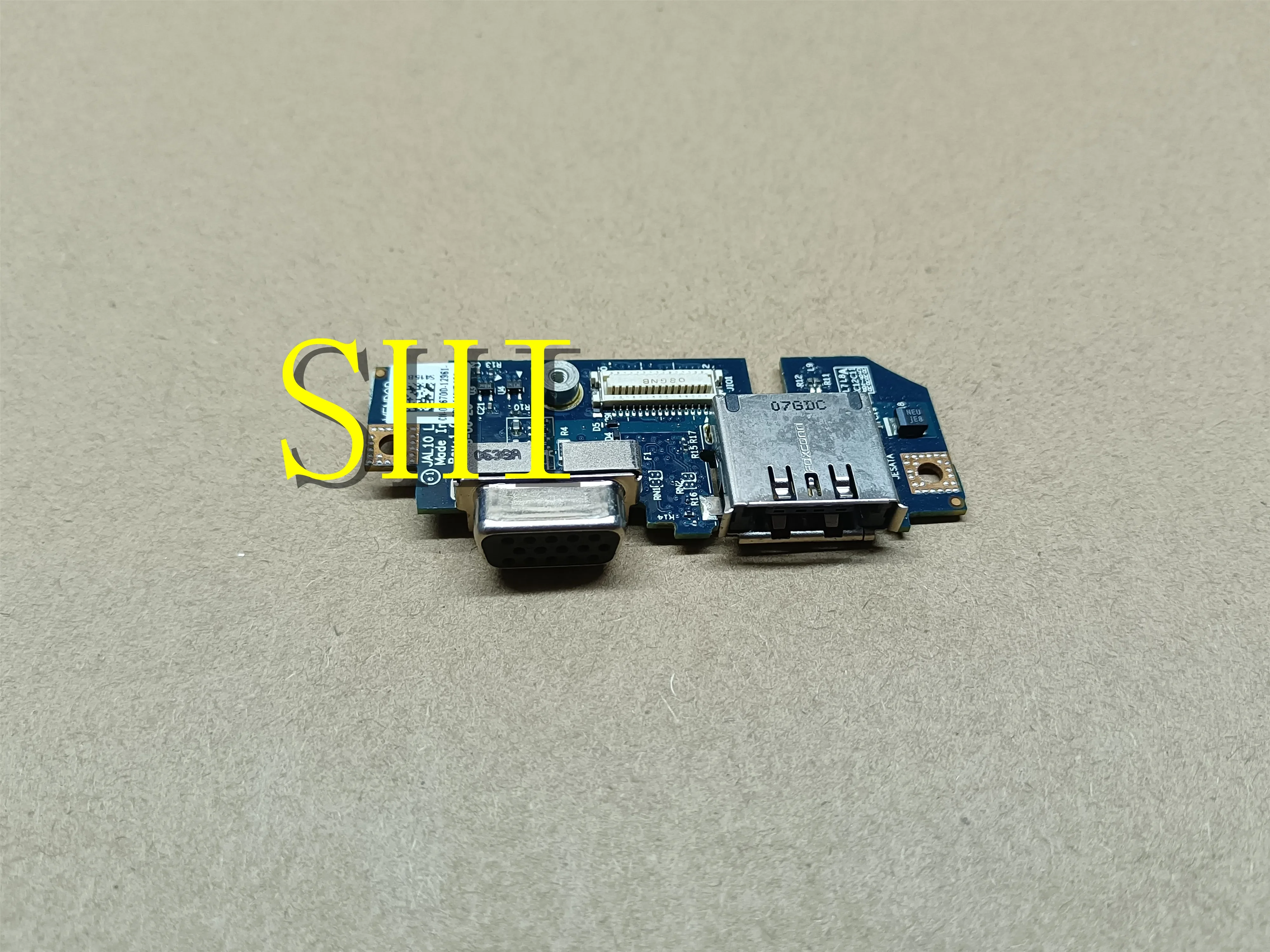 

0R670D для Dell Latitude E4300 VGA порта eSATA карта R670D LS-415BP Бесплатная доставка