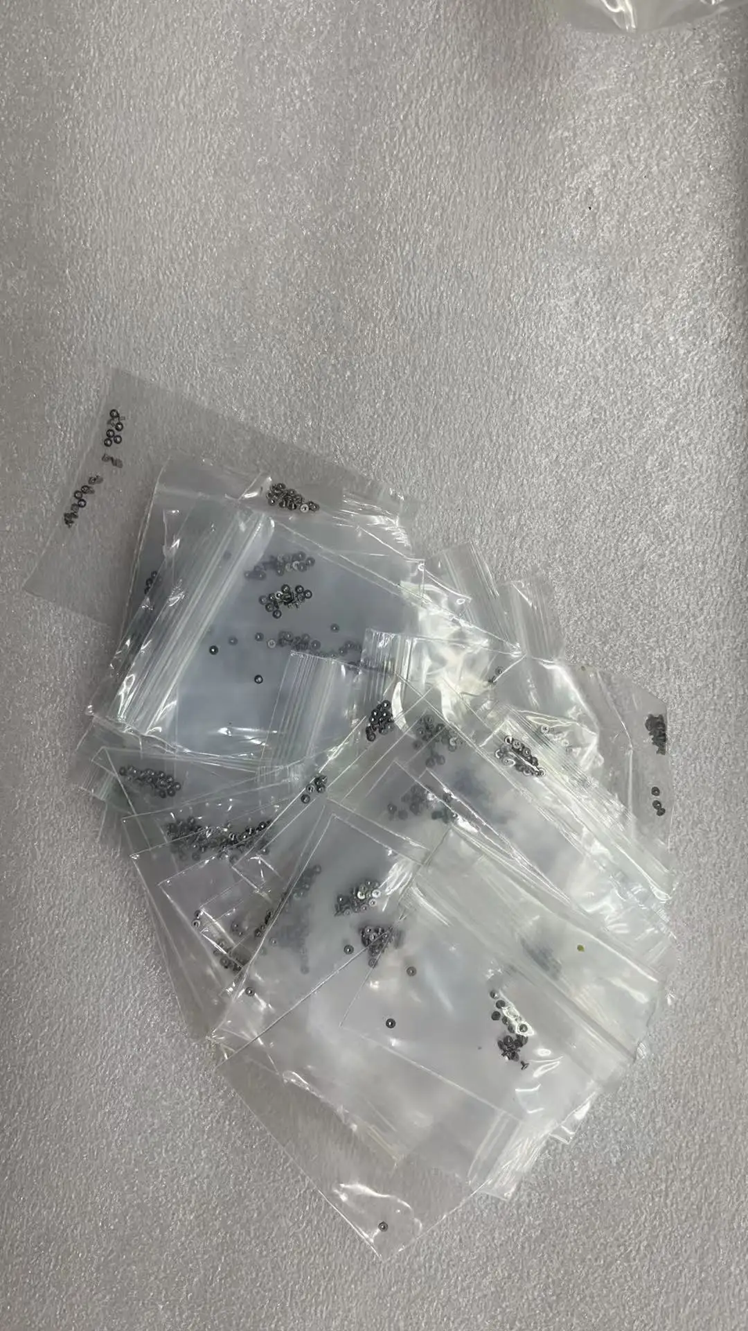 Keyboard Rivet Screw A1706 A1707 A1708 A1989 A1990 A2159 A2251 A2289 A2179 A2337 A2338 for Macbook Pro Retina 13\