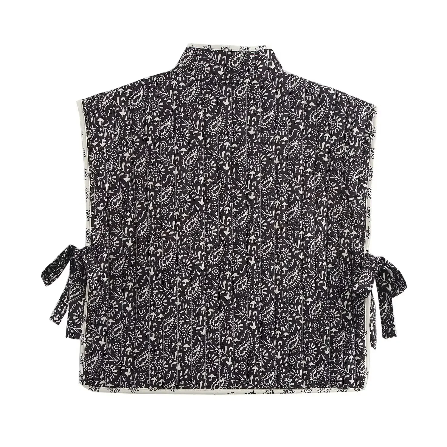 

UETEEY fashion printed cotton vest is popular in the season, and it is fashionable and warm to wear on both sides in autumn.