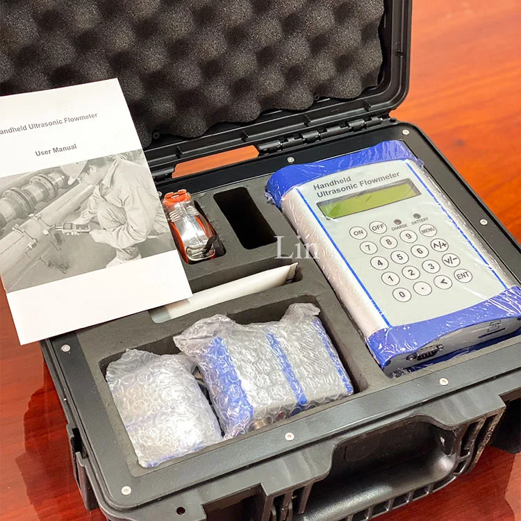 TLF 0.5% الدقة S M L الاستشعار 3.6 فولت بطارية RS485 المحمولة المشبك على السائل مقياس التدفق بالموجات فوق الصوتية للمياه