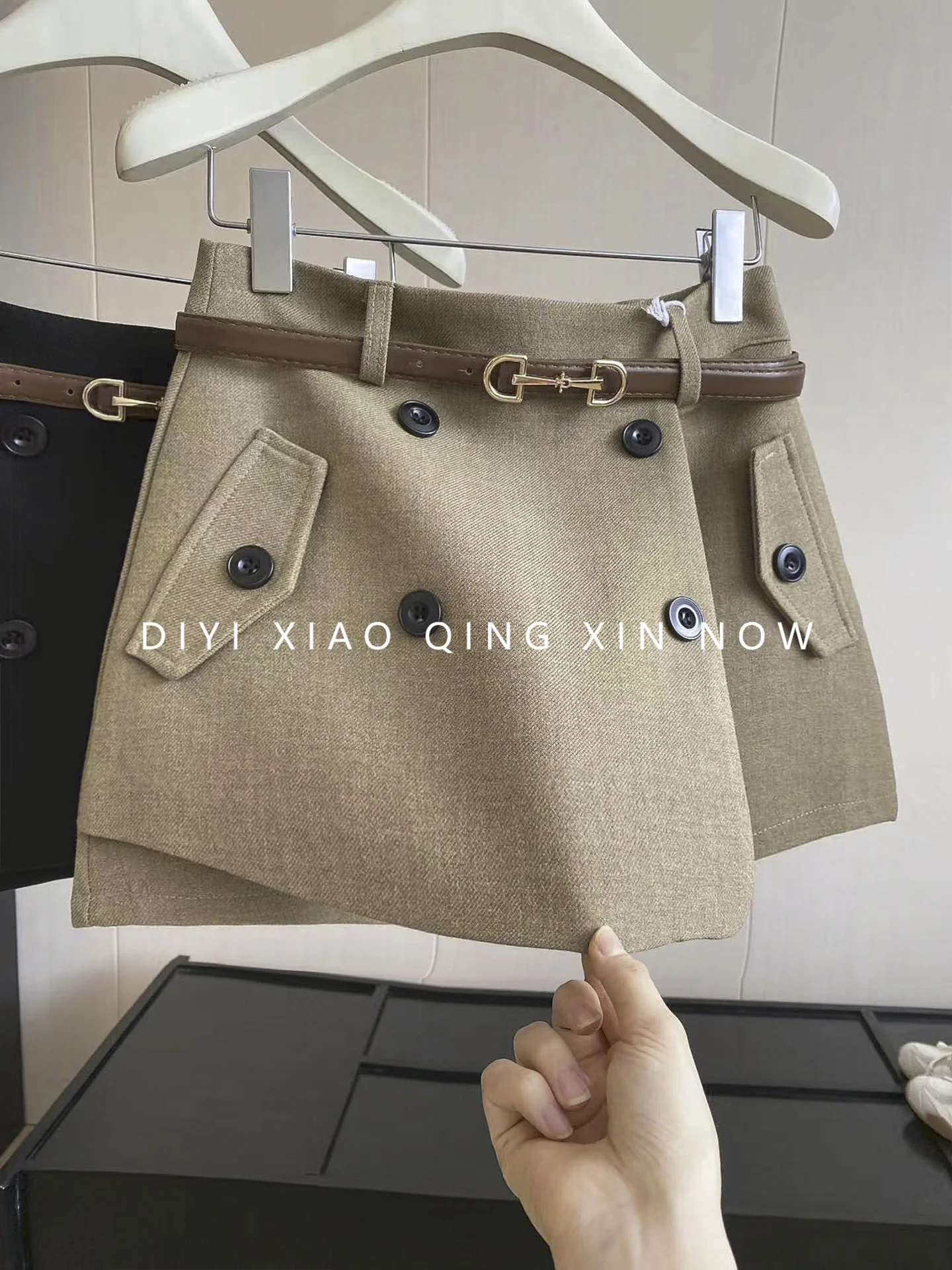 Khaki Double-Breasted High-Waist A-Line  Skirt Women's Autumn Anti-Light Walking Skirt Small Size Split A-Line Short Skirt