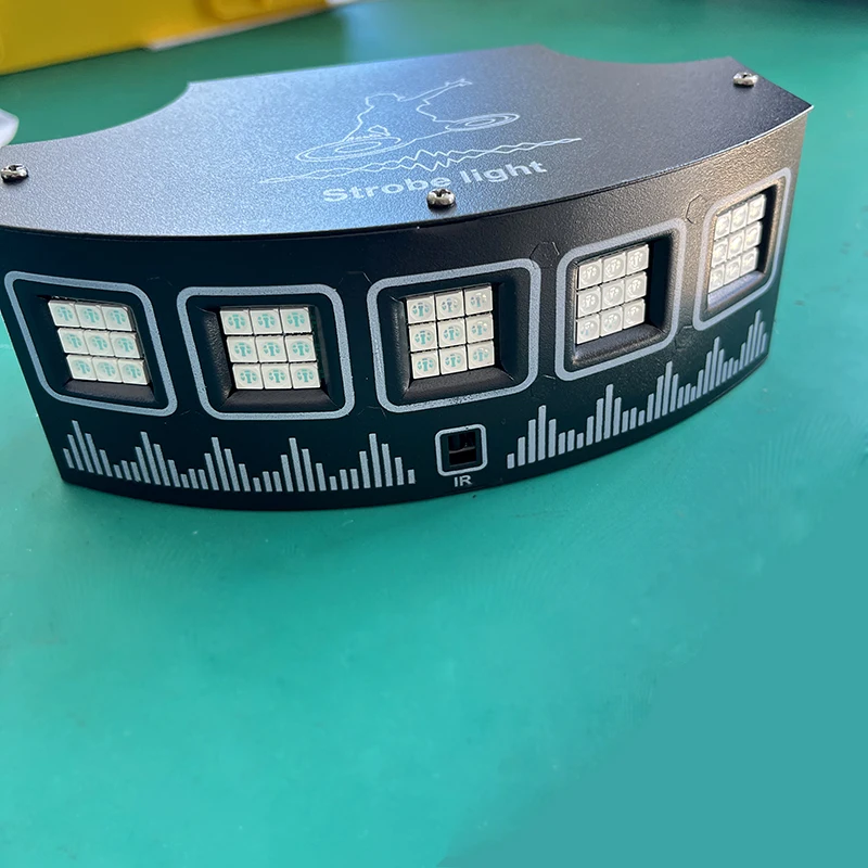 

Uponelite USB Sector LED Смешанные мигающие сценические светильники с дистанционным звуком, дискотека, фестиваль, вечеринки, свадебный УФ-свет