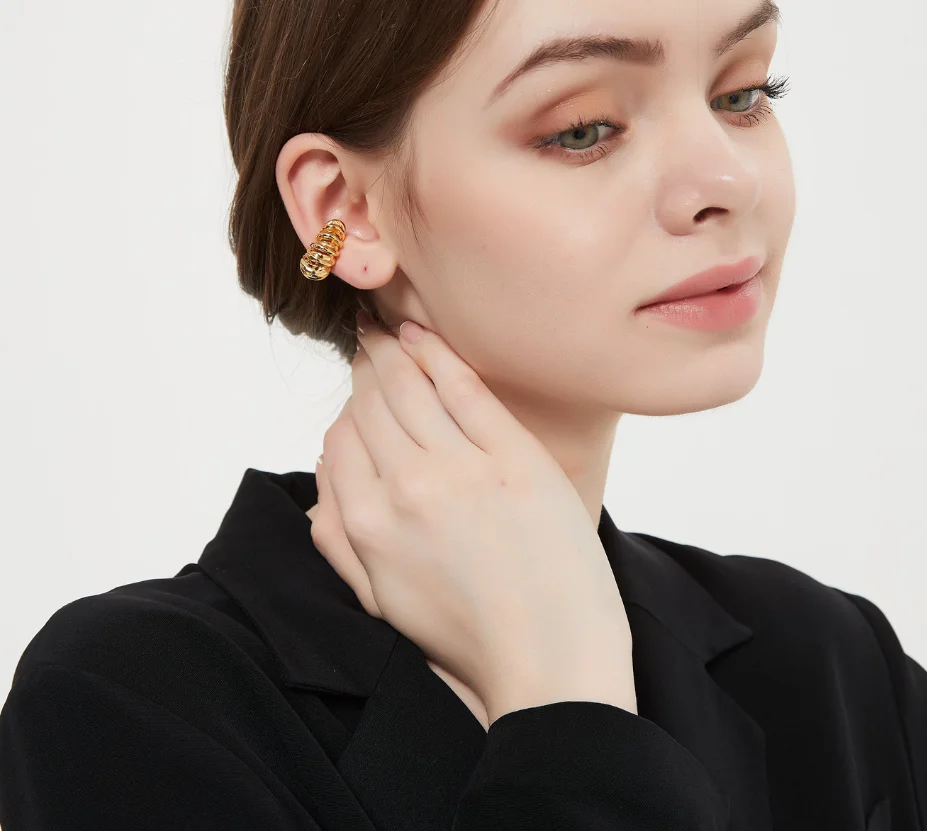 2022 new trend Copper plated Single ear bone clip simple hanging Earrings for women Fashion Jewelry