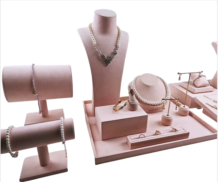 High-end Luxury Jewelry Display Set Necklace Earring Ring Bracelet Display Stand Microfiber Pink Jewelry Display Set Prop