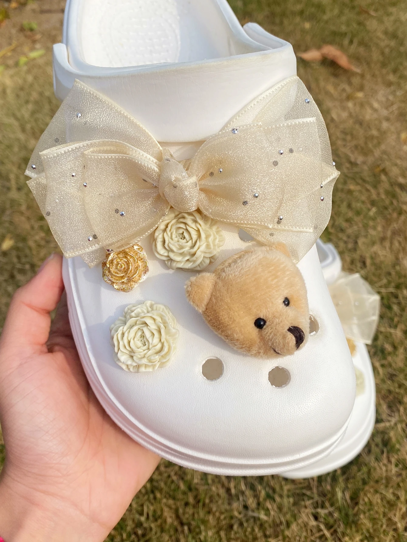 10 Pieces of diamond Bow plush bear head Camellia shoe decoration DIY casual Accessories - Fun, multi-functional personalized fo