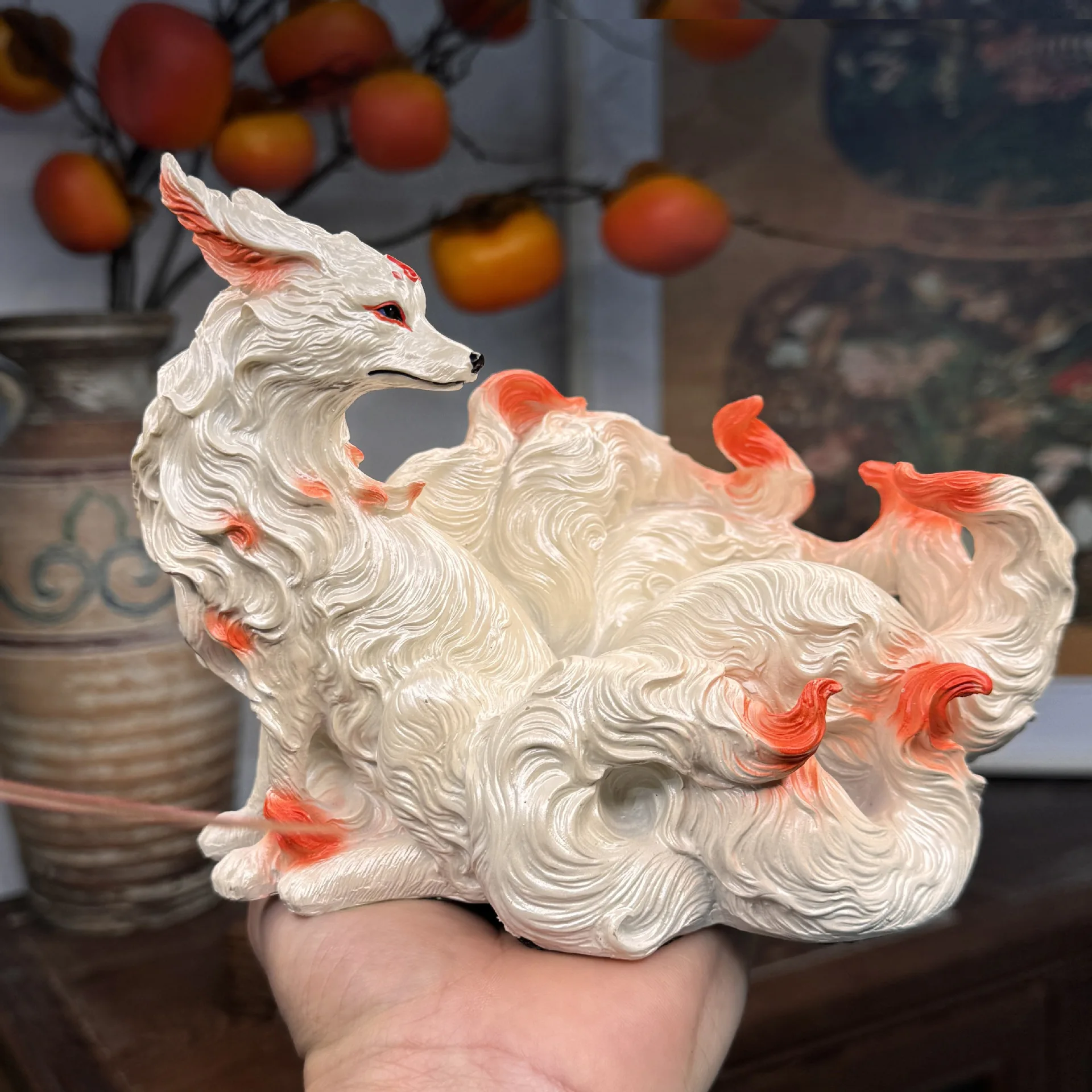Nine Tailed Foxes Ornament Hand-Painted Resin Craft Ornament Lucky Feng Shui Decor in Buddhist Temples Chinese Living Room Decor