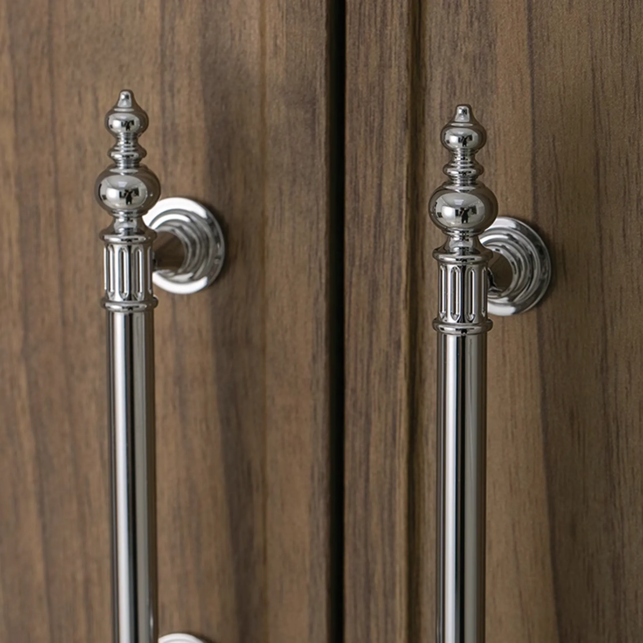 

Твердые латунные ручки для кухонного шкафа, ярко-серебристые ручки для шкафа, комода, роскошные дверные ручки для европейского шкафа, хромированная шариковая ручка