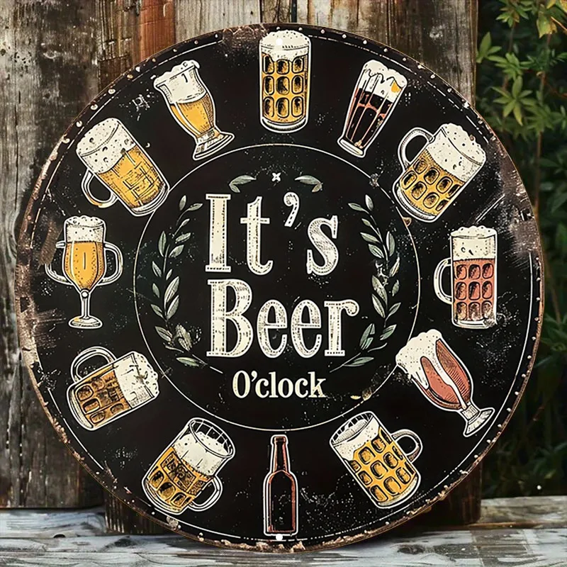 Ein Vintage-Holzschild, das „It's time to drink“, ein interessantes kreisförmiges Poster mit Biermotiv und lebendige Bilder liest