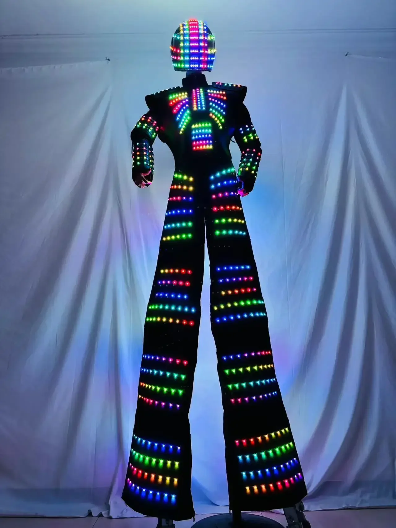 

Luminous LED Stilts Walker Robot Qualified Factory Direct Supply Light Up Costume for Events Holiday Show Performance