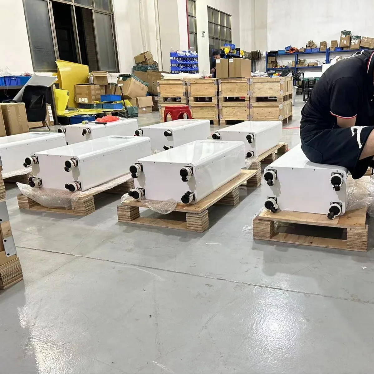 Akumulator litowo-żelazowo-fosforanowy LiFePO4 51,2V 280AH 300AH 200AH do domowego magazynowania energii, model podłogowy, 15 kWh energii elektrycznej, 10 kWh energii elektrycznej