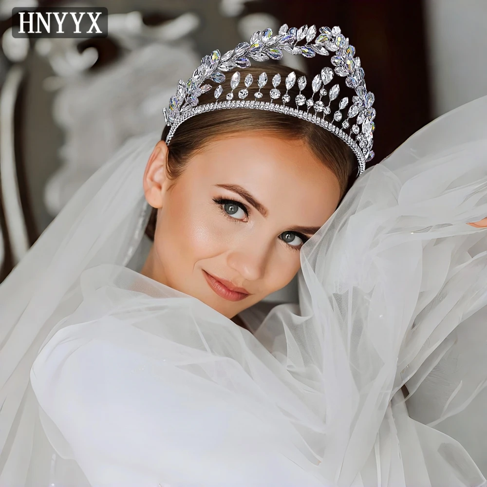 

YouLaPan Bridal Wedding Crown Hair Bracelet Handmade with Water Diamond for Luxurious Ladies Royal Banquet Hair Accessories YXA4