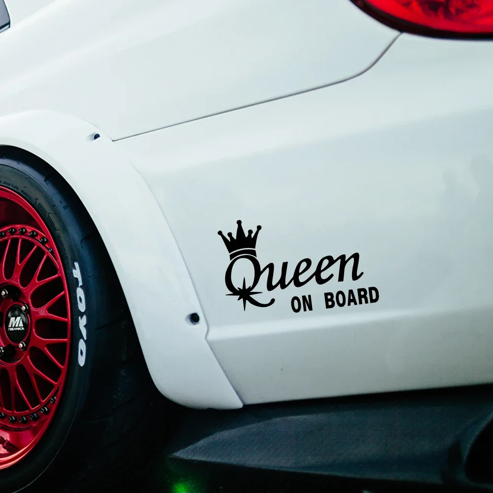 Car Stickers Crown Design QUEEN ON BOARD Vinyl Decal Auto Creative Waterproof Styling Personalized DIY Decorative Accessories