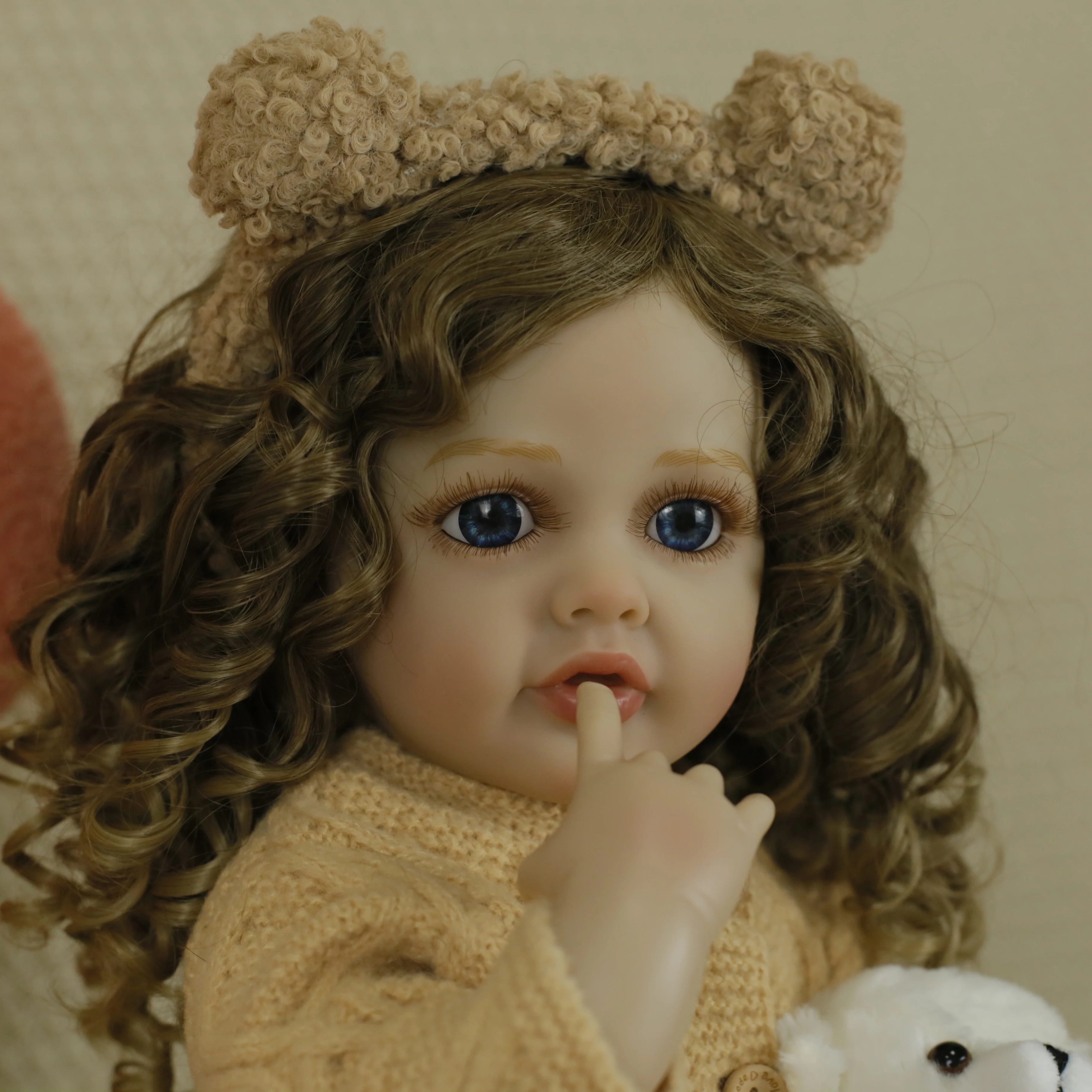 55 سنتيمتر بيتي واقعية لينة الفينيل تولد من جديد طفل دمية مجعد الشعر فتاة لمسة ناعمة عالية الجودة دمية هدايا عيد الميلاد للأطفال