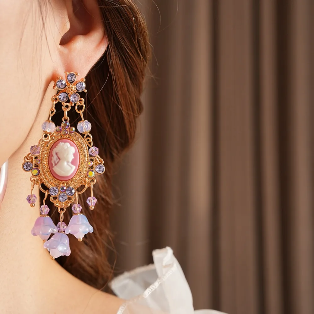 New Exquisite Court Style Cameo Portrait Set Zircon Floral Tassel Dangle Earrings for Women Fashion Garden Banquet Party Jewelry